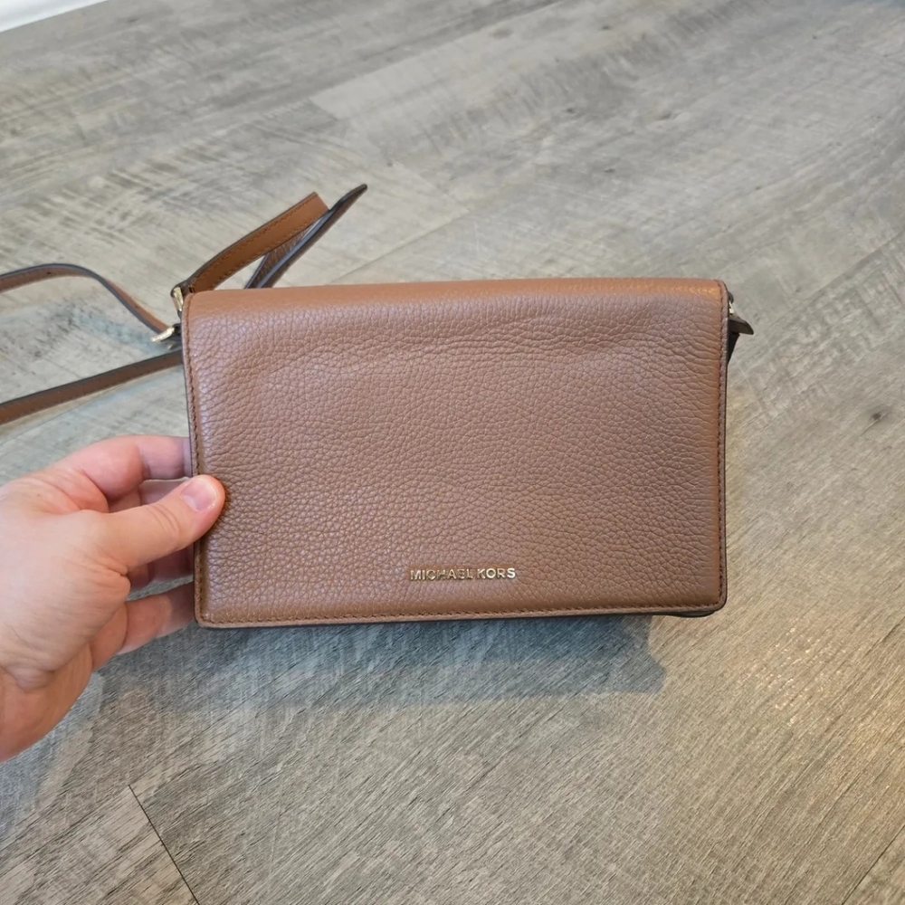 Michael Kors Pebbled Leather Crossbody - Taupe